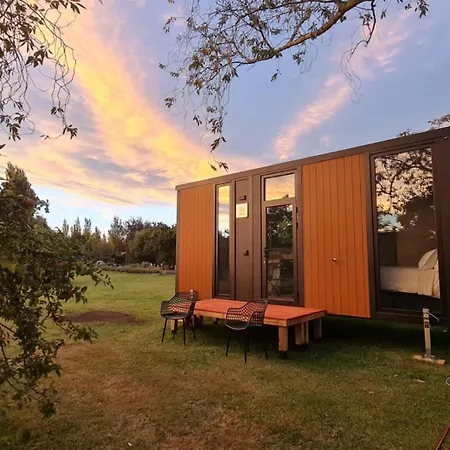 Applewood Cabin 1 By Tiny Away